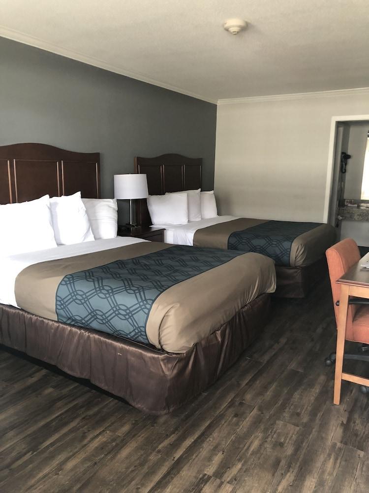 Travelodge By Wyndham Canton-Livonia Area, Mi Extérieur photo