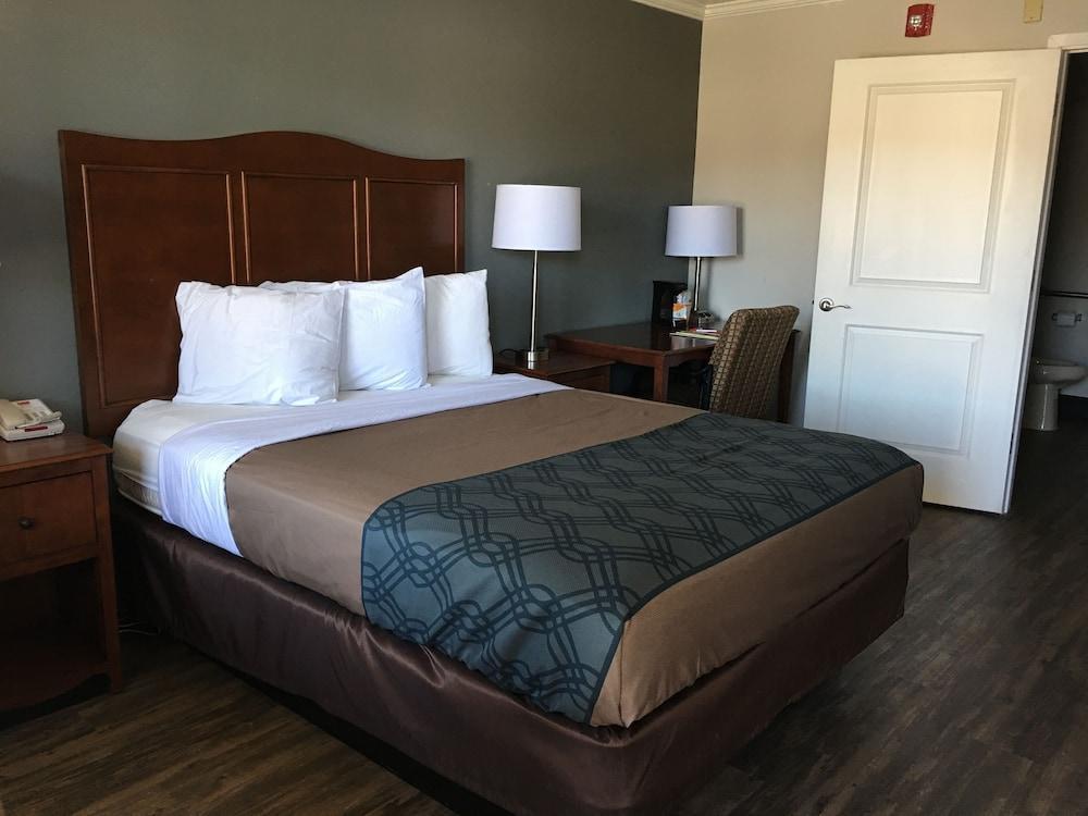 Travelodge By Wyndham Canton-Livonia Area, Mi Extérieur photo