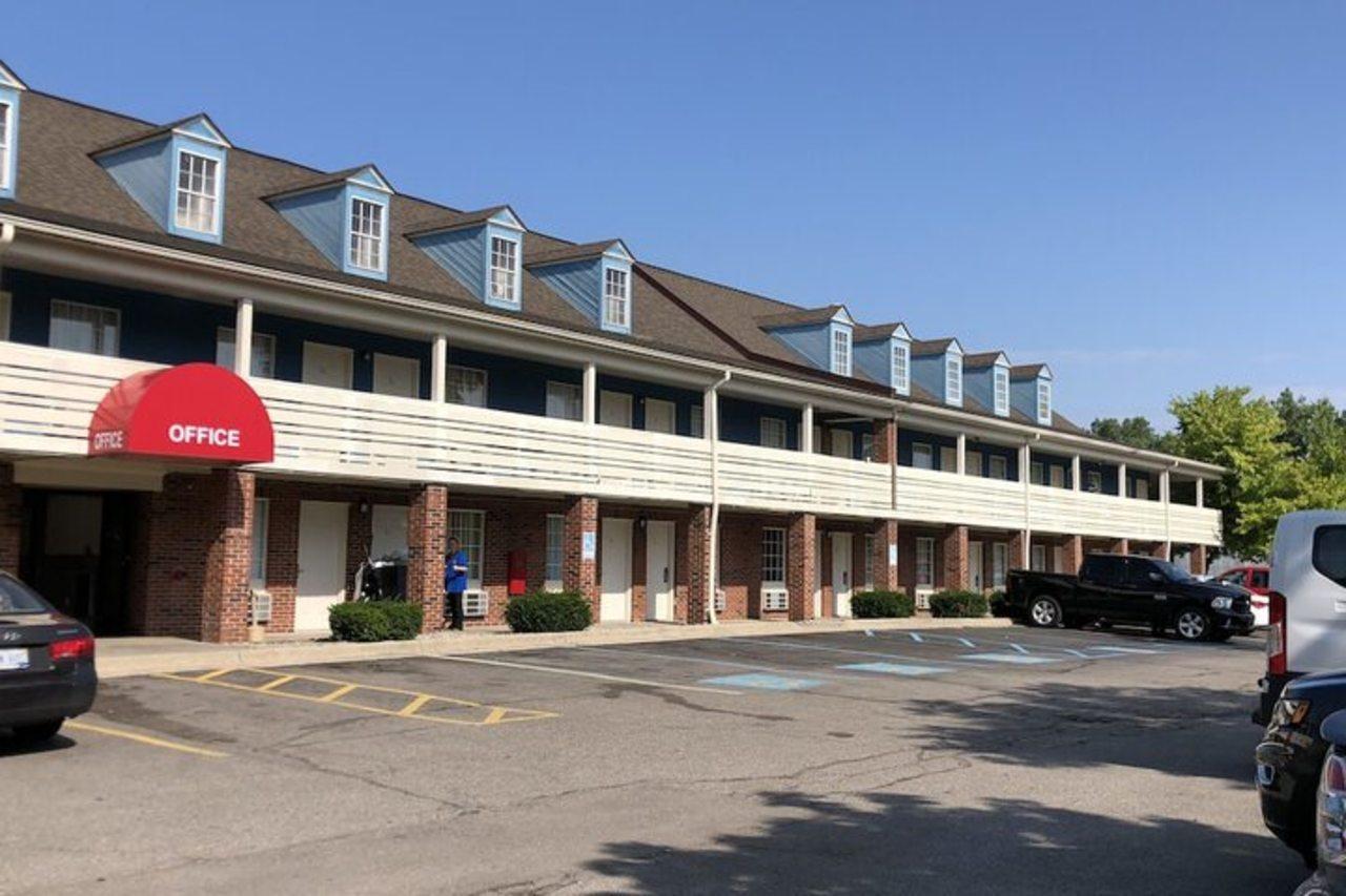 Travelodge By Wyndham Canton-Livonia Area, Mi Extérieur photo