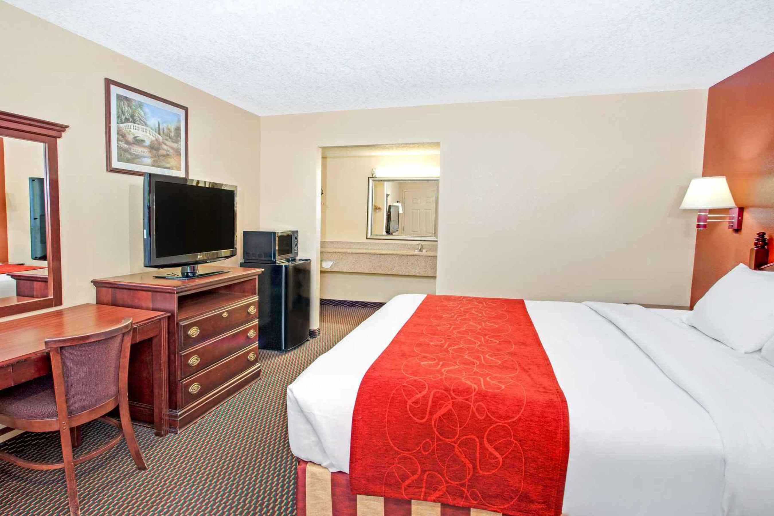 Travelodge By Wyndham Canton-Livonia Area, Mi Extérieur photo