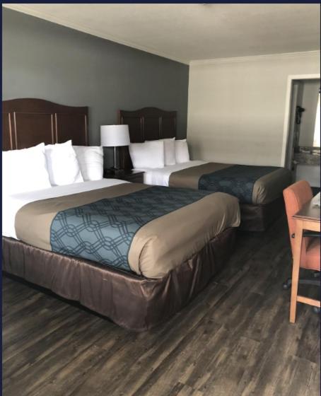 Travelodge By Wyndham Canton-Livonia Area, Mi Extérieur photo