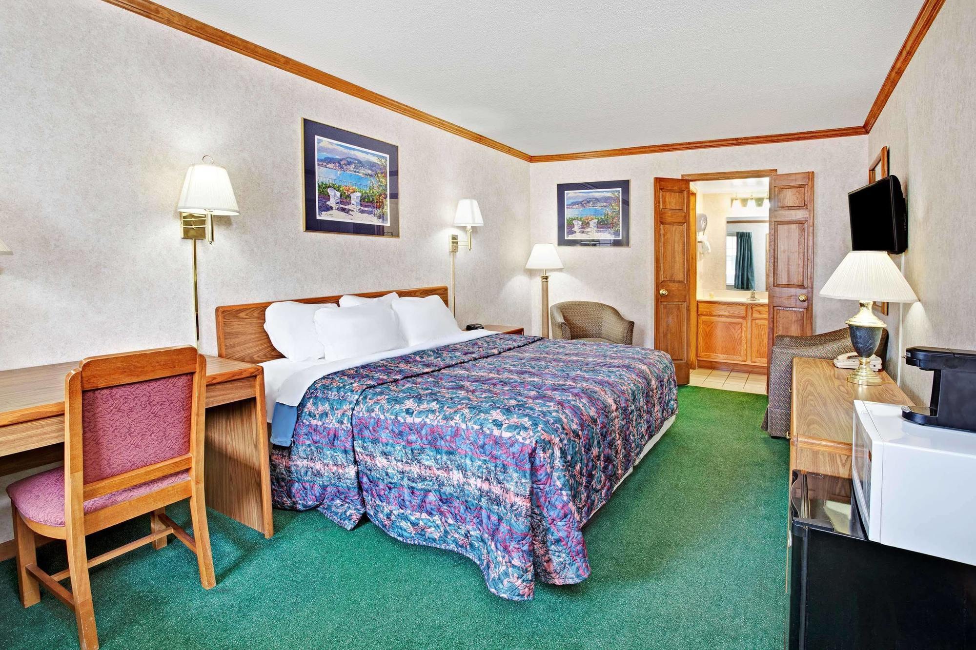 Travelodge By Wyndham Canton-Livonia Area, Mi Extérieur photo