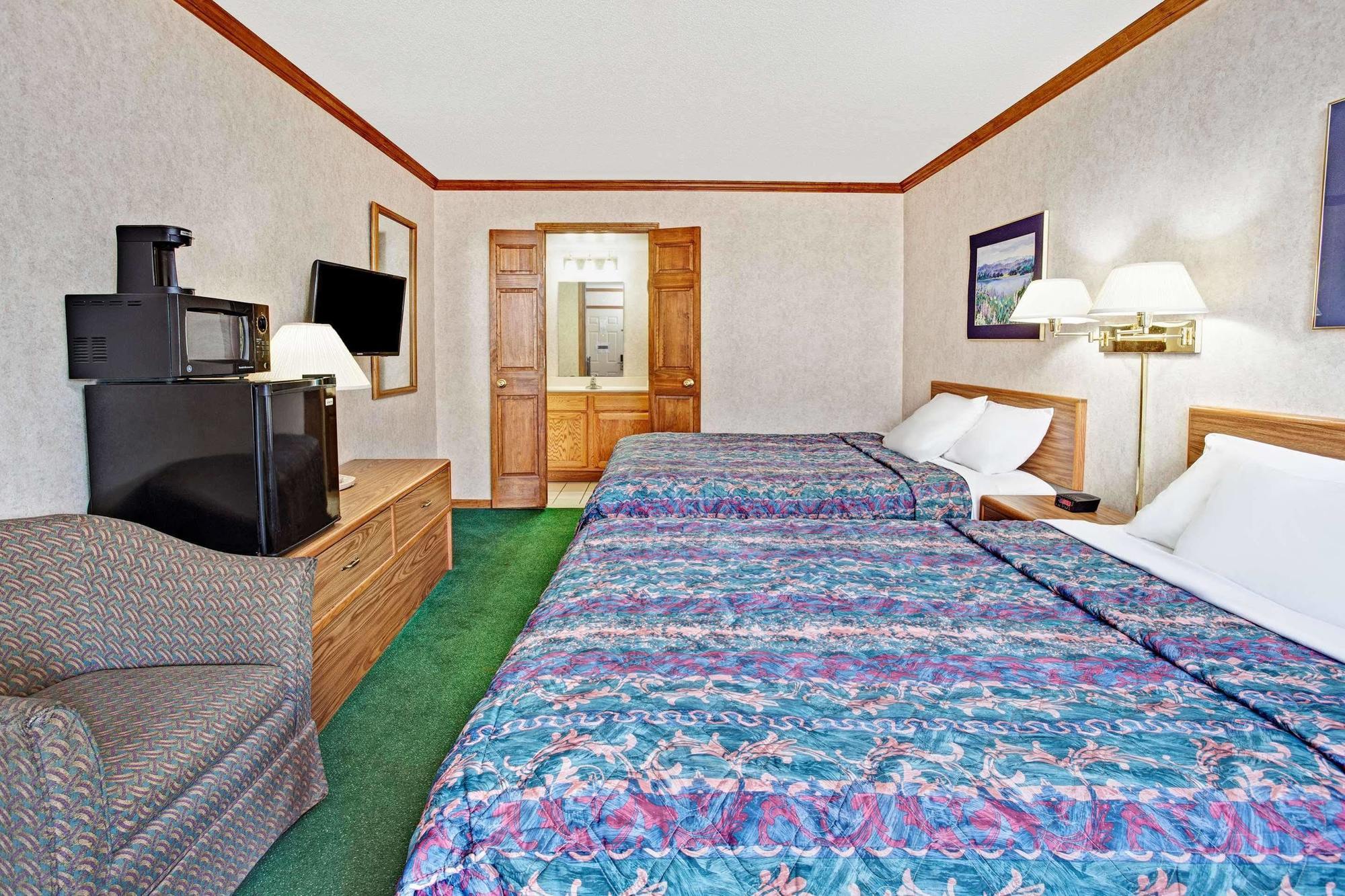 Travelodge By Wyndham Canton-Livonia Area, Mi Extérieur photo