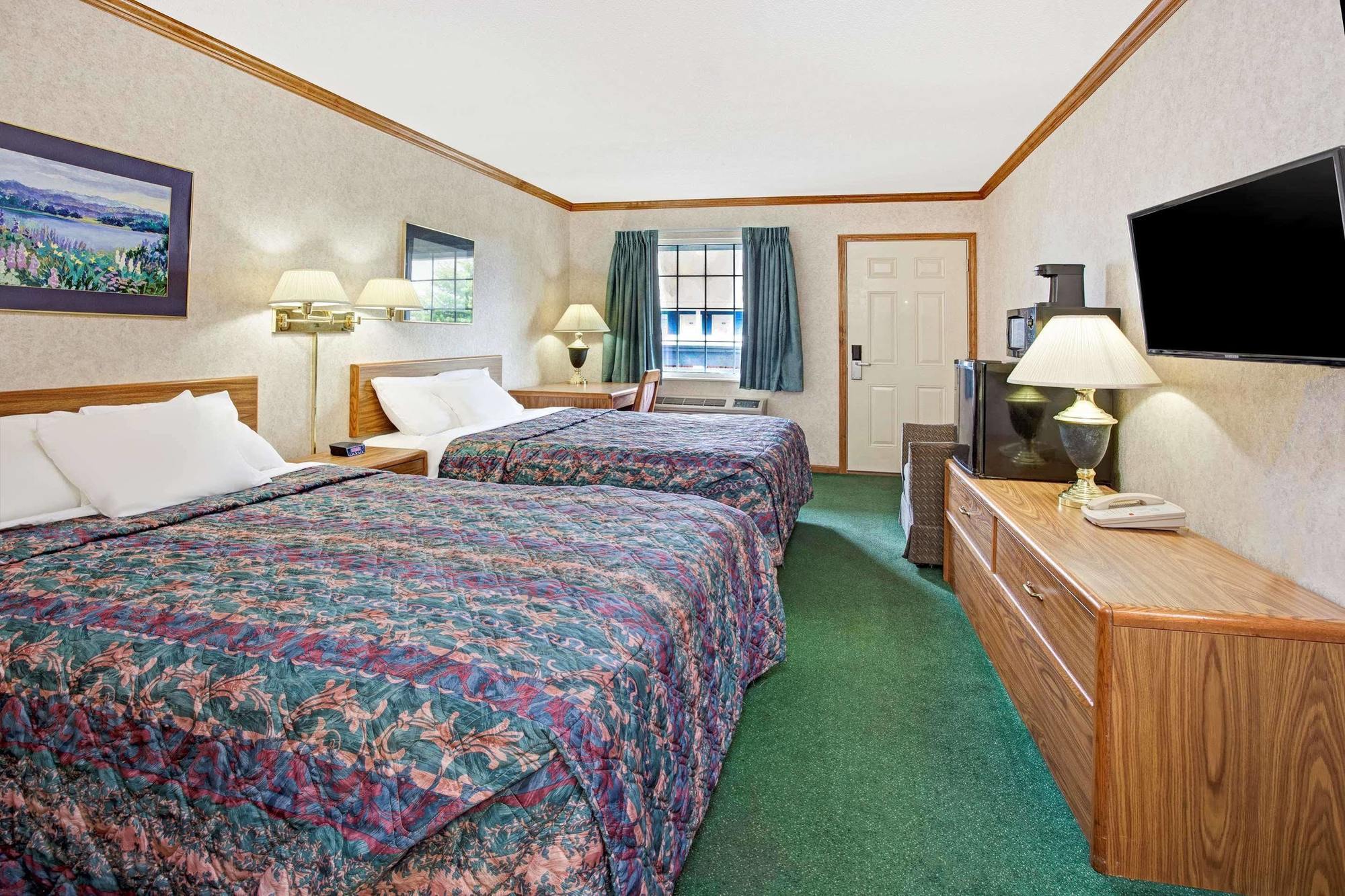 Travelodge By Wyndham Canton-Livonia Area, Mi Extérieur photo